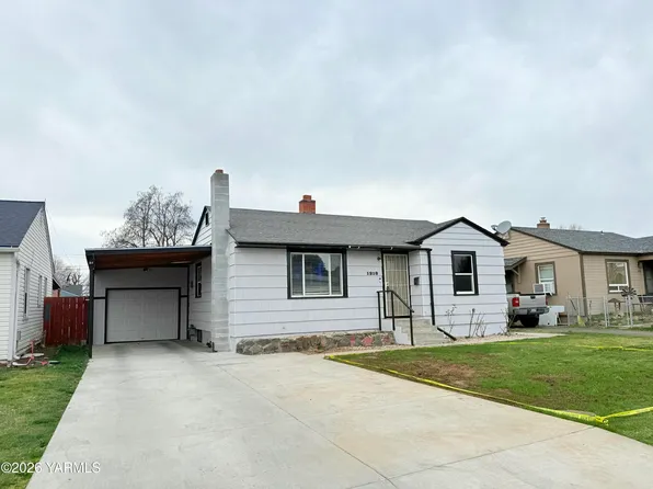 1218 S 8th Ave, Yakima, WA 98902