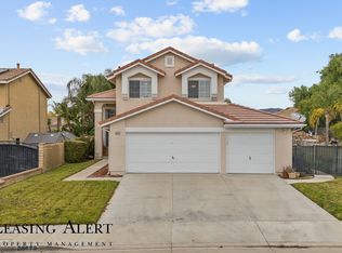 28475 Nicholas Cir, Saugus, CA 91350