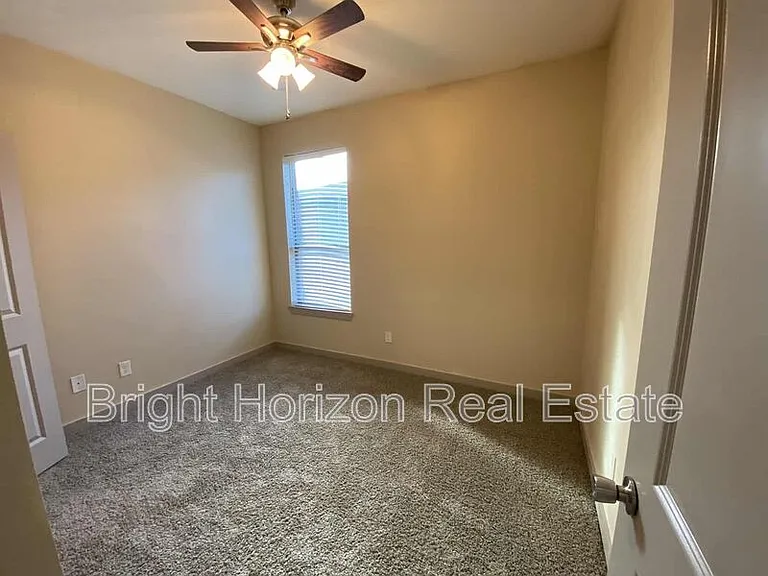 3617 Valley Vista Dr #405 — Photo 29