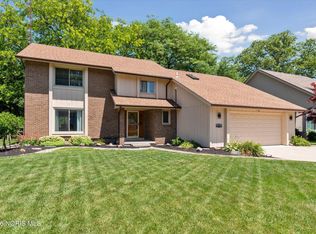 6666 Inglewood Rd, Holland, OH 43528