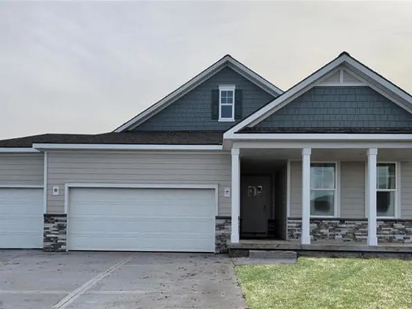 20773 W 188th Ter, Spring Hill, KS 66083