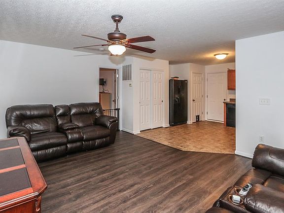 4th image of 314 Deer Creek Dr
