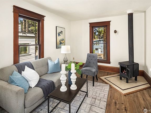 5th image of 6757 25th Ave NW