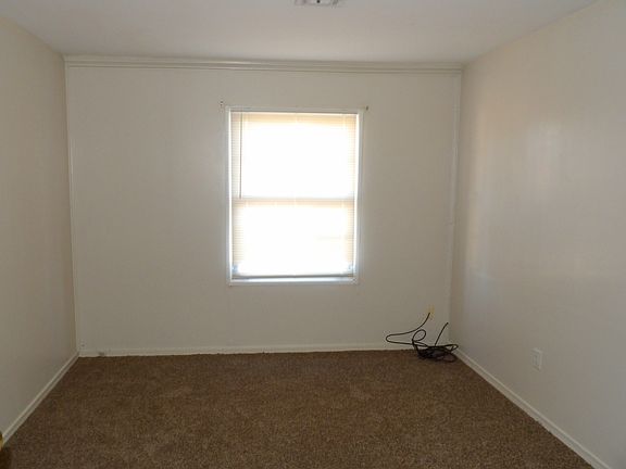 4th image of 2312 NW 30th St