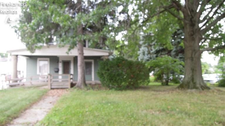 2nd image of 48 E Seminary St
