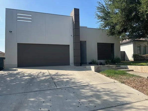 1210 Harlan St, Laredo, TX 78045