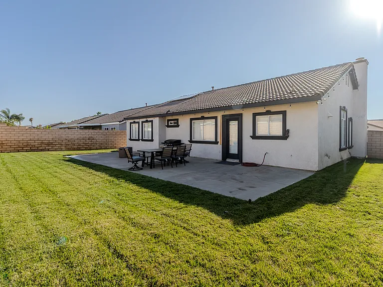 4302 Shetland Ln — Photo 35