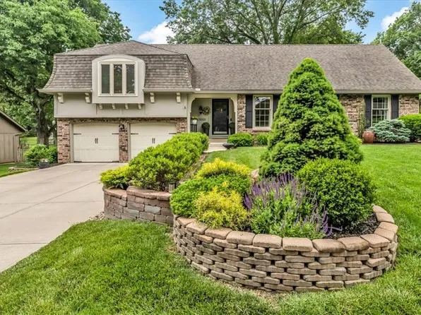 13003 W 77th Ter, Lenexa, KS 66216