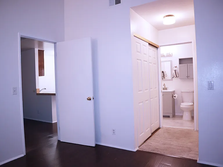 7125 Shoup Ave #206 — Photo 27