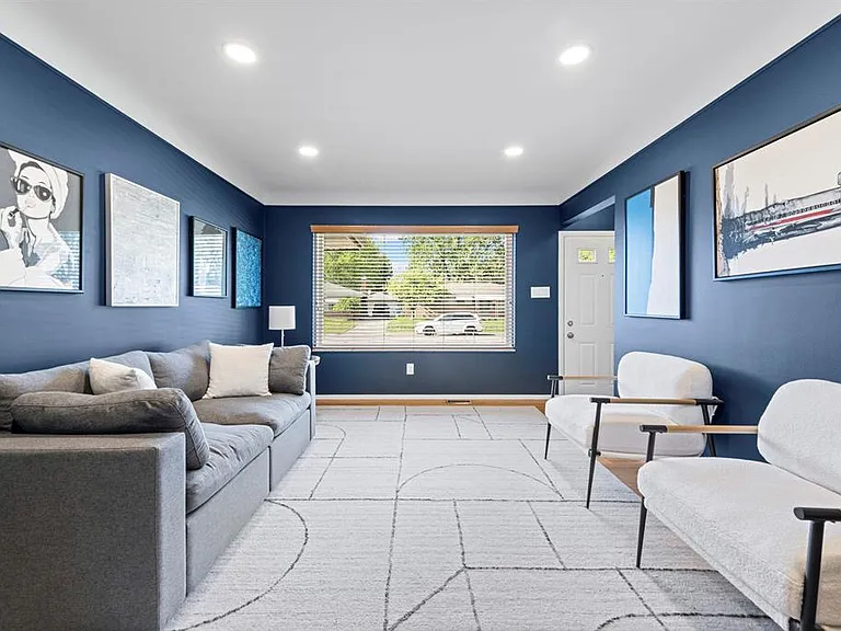 13380 Perry Cir — Photo 15