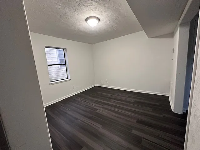 329 Maple Ave — Photo 6