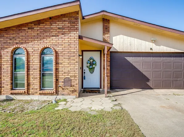 1409 Whittenburg Dr, Fort Worth, TX 76134
