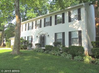 15046 Holleyside Dr, Dumfries, VA 22025