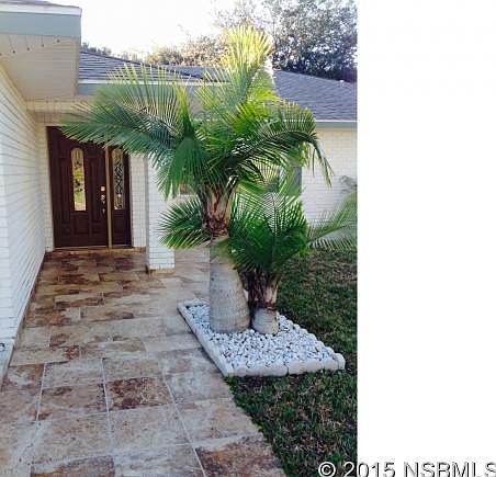 1st image of 2404 Tamarind Dr