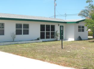 9331 SE Duncan St, Hobe Sound, FL 33455