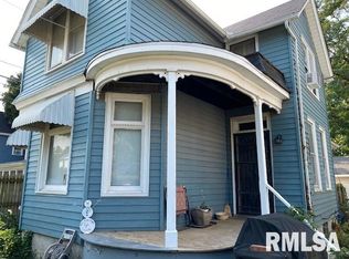 1518 Gaines St, Davenport, IA