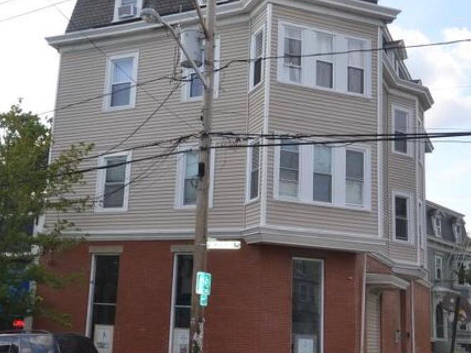 1st image of 50 Hope St #1