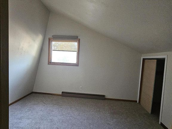 5th image of 724 W 72nd Ave