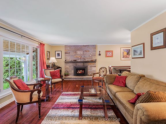 5th image of 49 Credit Rd