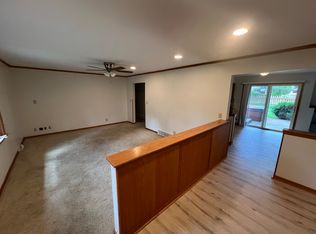 460 N Beaumont Ave, Brookfield, WI 53005