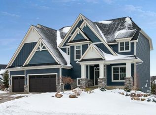 5415 Black Oaks Ln N, Plymouth, MN 55446