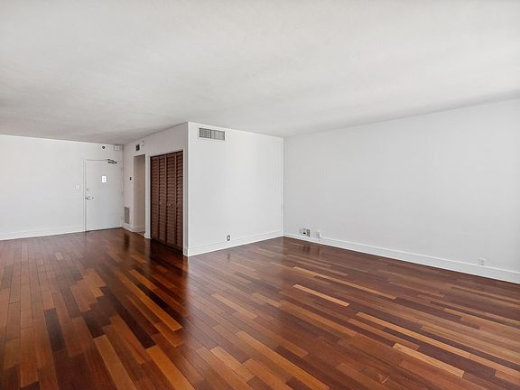 5th image of 1000 West Ave APT 905