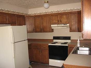 2nd image of 236 N Quail Ridge Dr #8