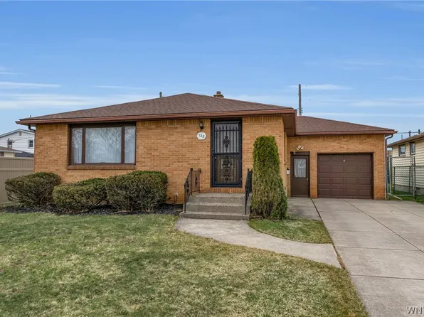 128 Banko Dr, Depew, NY 14043