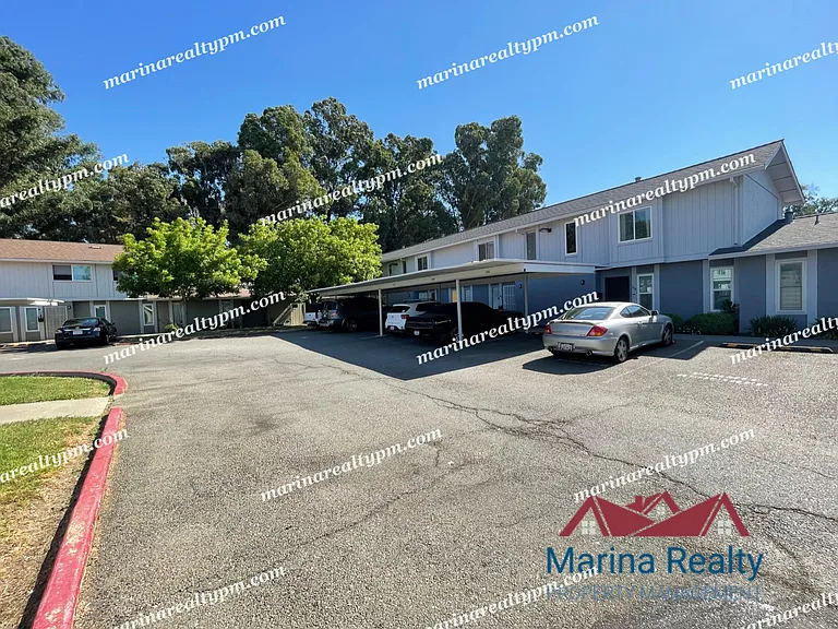 211 Del Luz Ct — Photo 4