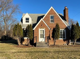 6771 York Rd, Parma Heights, OH 44130