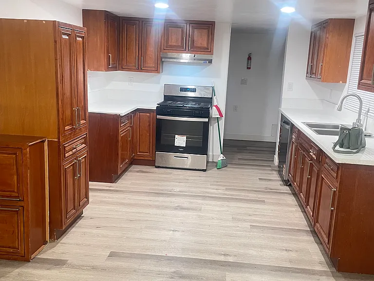 6880 Rea Ave — Photo 21