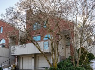 571 Boylston St UNIT 571, Brookline, MA 02445