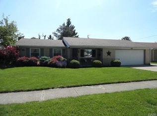 611 Stonyridge Ave, Troy, OH 45373