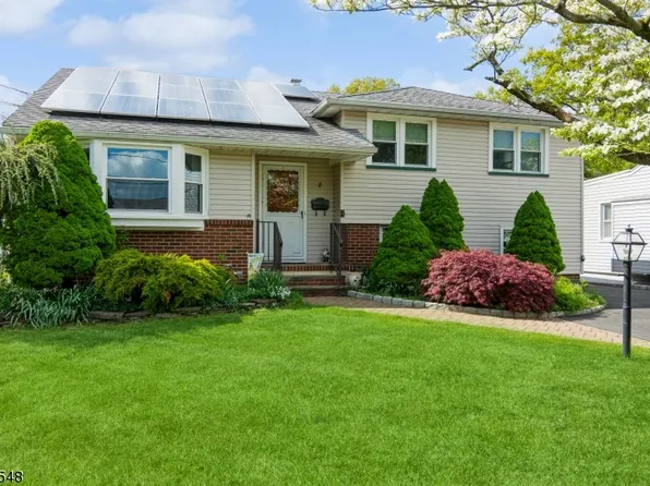 8 Red Oak Ln, Kenilworth Boro, NJ 07033