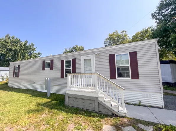 15057 Forest Blvd N Trailer 21, Hugo, MN 55038