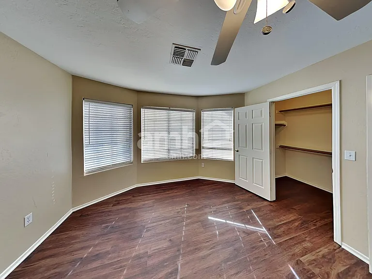 1410 E Mineral Rd — Photo 12