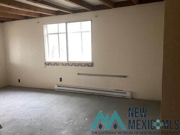 5th image of 304 Kelly Rd