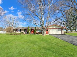 225 S Bunker Hill Rd, German Valley, IL 61039