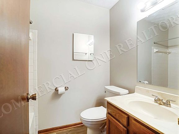 5th image of 3338 Willington Dr