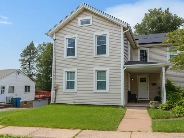 17 Strongs Avenue, Portland, CT 06480