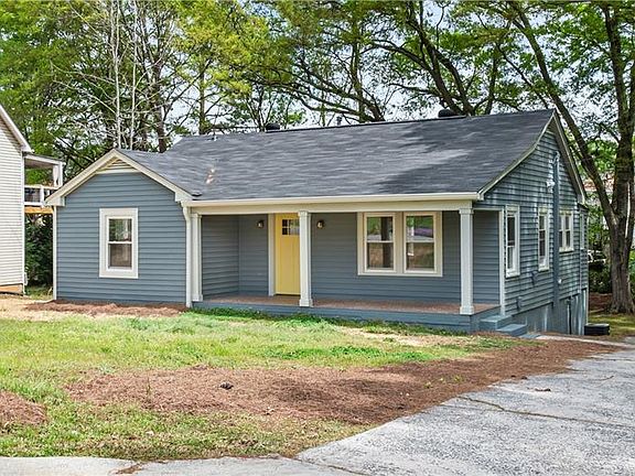 3rd image of 2671 Estelle Ct SE