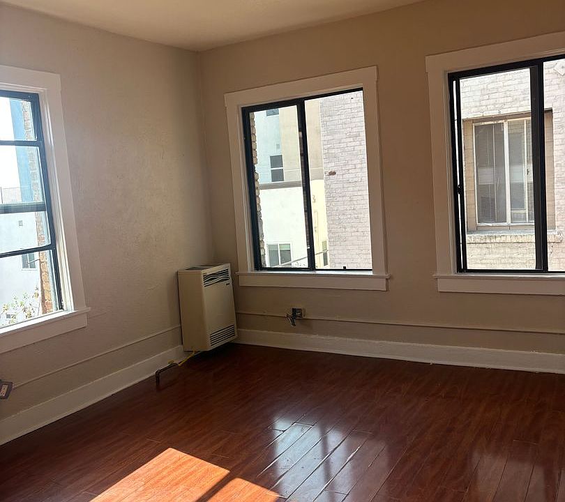 1st image of 676 S Coronado St #309