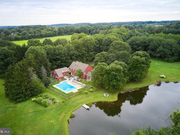 4072 Thisal Ln, Doylestown, PA 18902