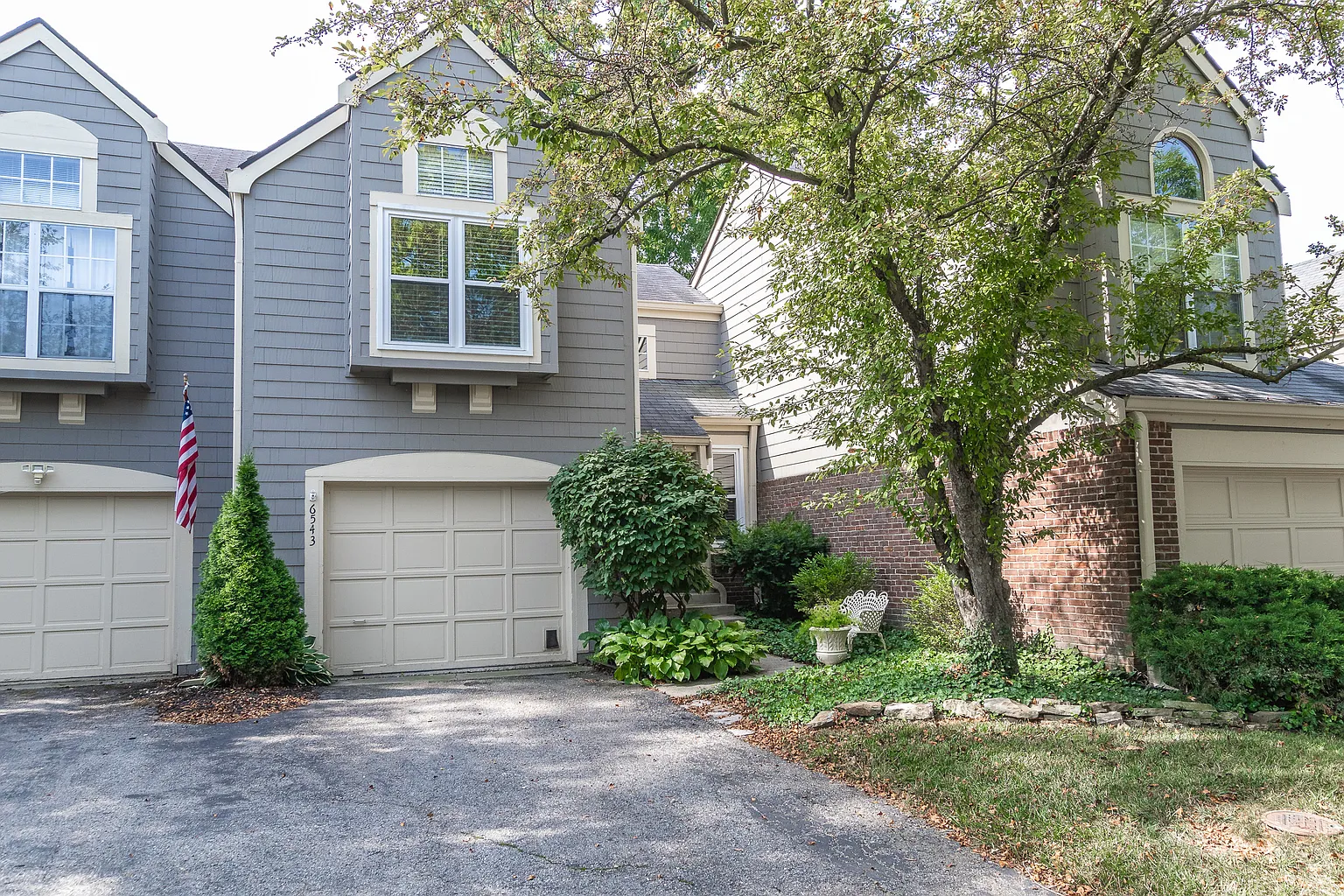 6543 Wandsworth Cir photo 1