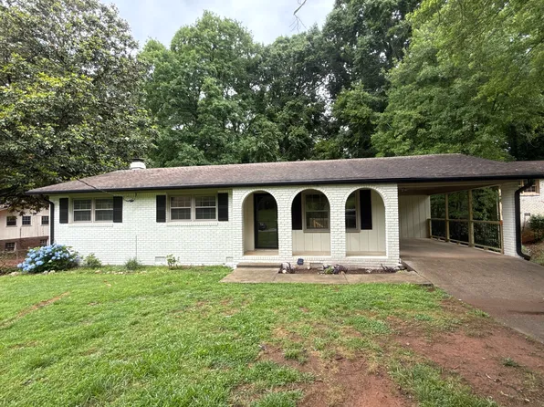 606 San Pablo Ct, Stone Mountain, GA 30083