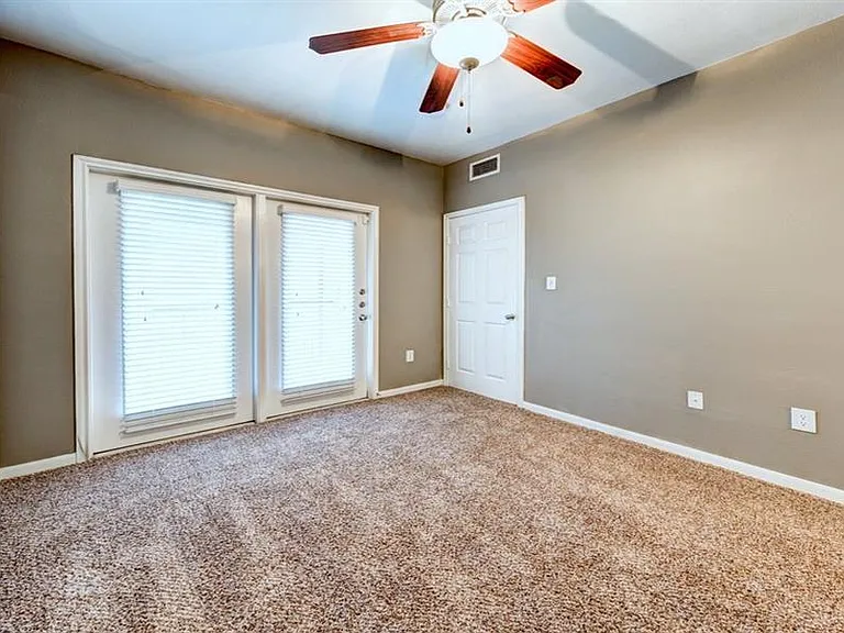 Madison Dell Ranch Apartments — Photo 14