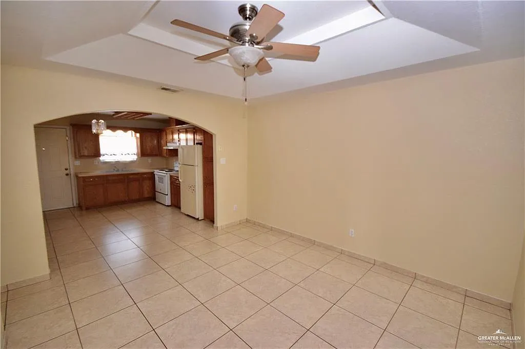 Building Photo - 1820 Norma Ln #4