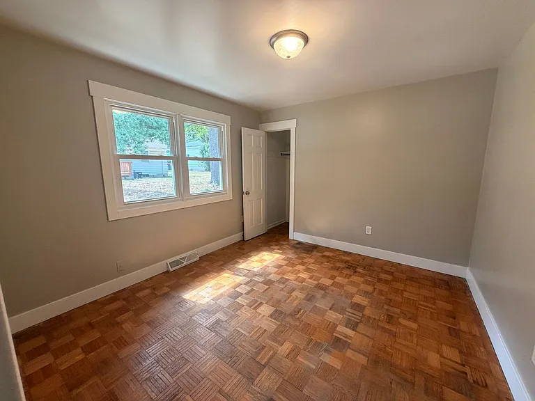 5729 Ridgebrook Ave SE — Photo 18