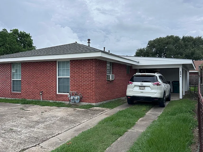 604 Homewood Pl — Photo 7
