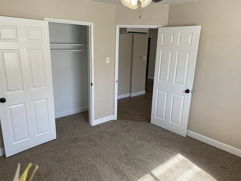 412 Alameda Ave — Photo 8